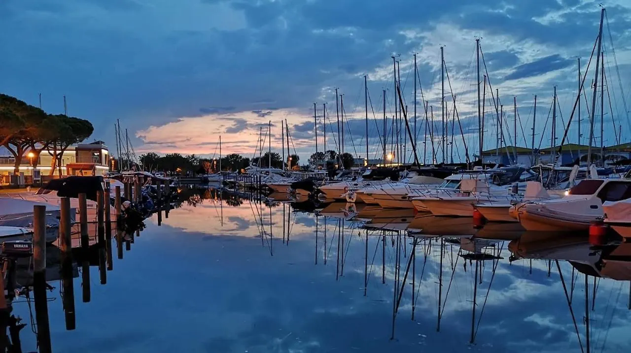 Perfect Flat Near The Beach For 6 Porto Santa Margherita di Caorle 0*,  Itália